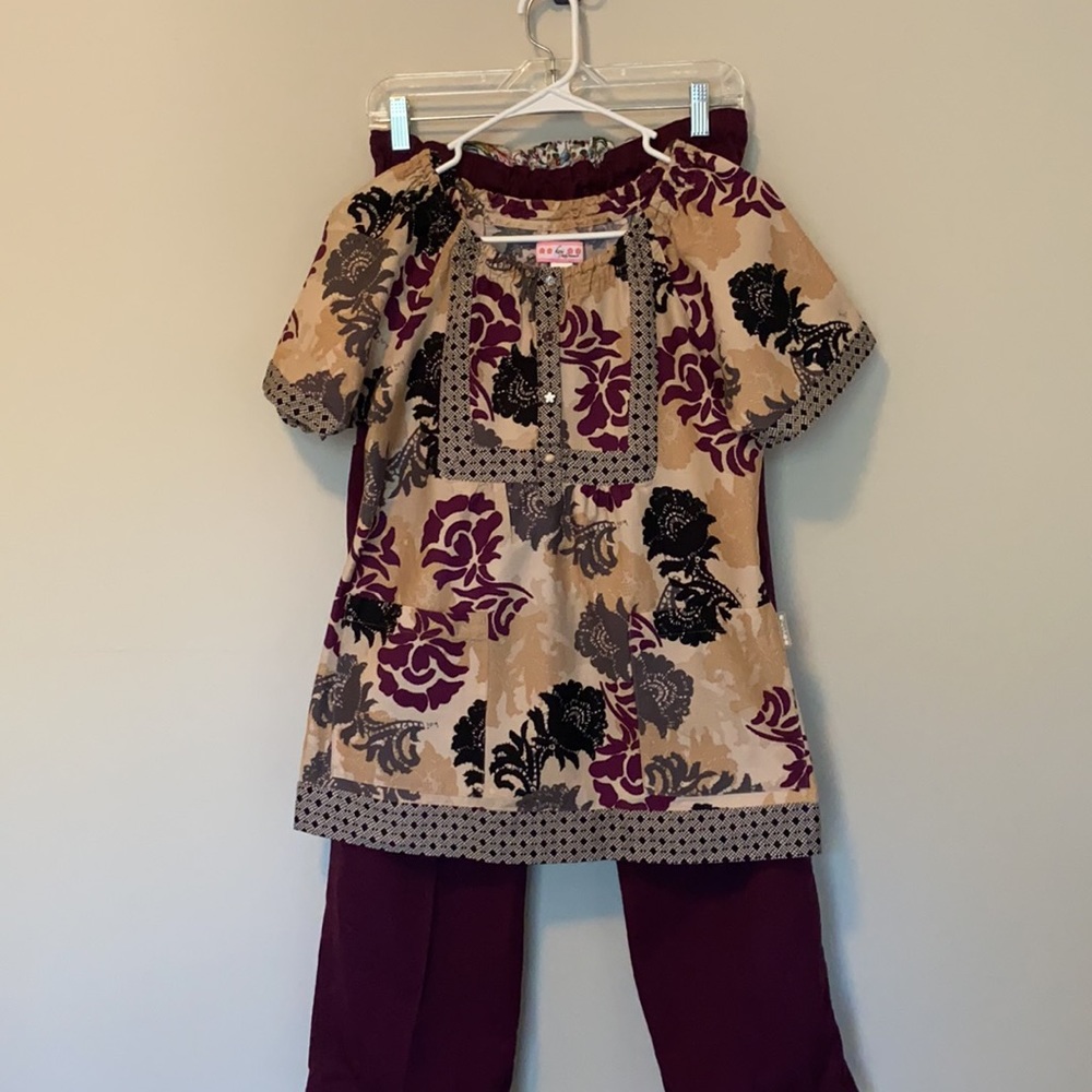 Nursing Scrubs Lot - 3 Sets!